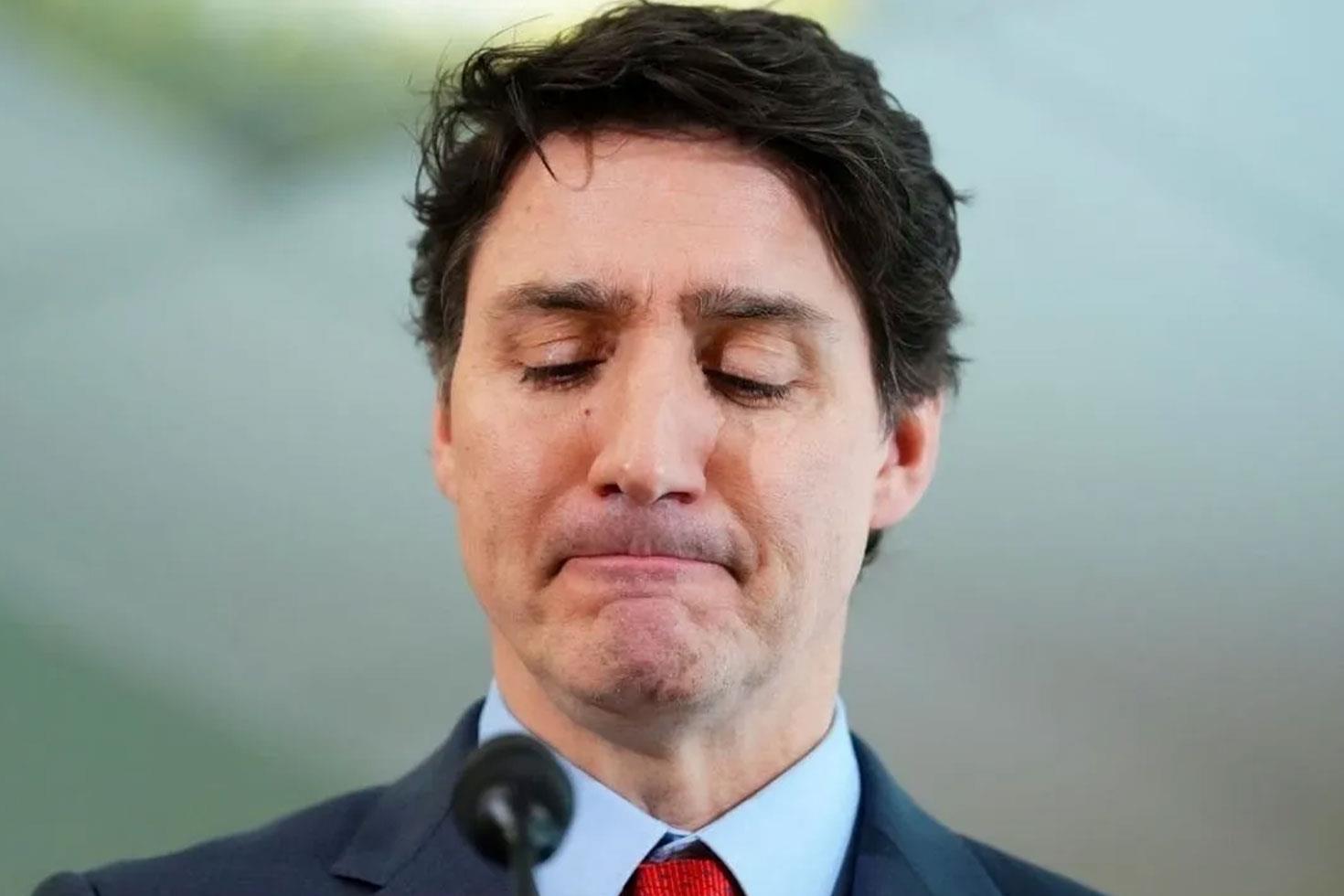 Trump, Kanada Başbakanı Trudeau'yu hüngür hüngür ağlattı