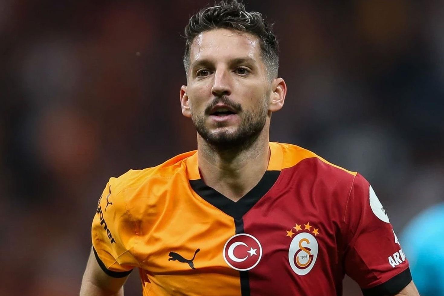 Mertens'in neden oynamadığı ortaya çıktı