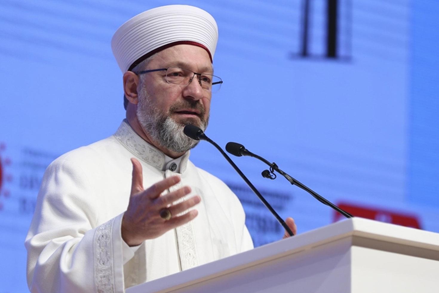 Diyanet İşleri Başkanı Ali Erbaş sahaya indi