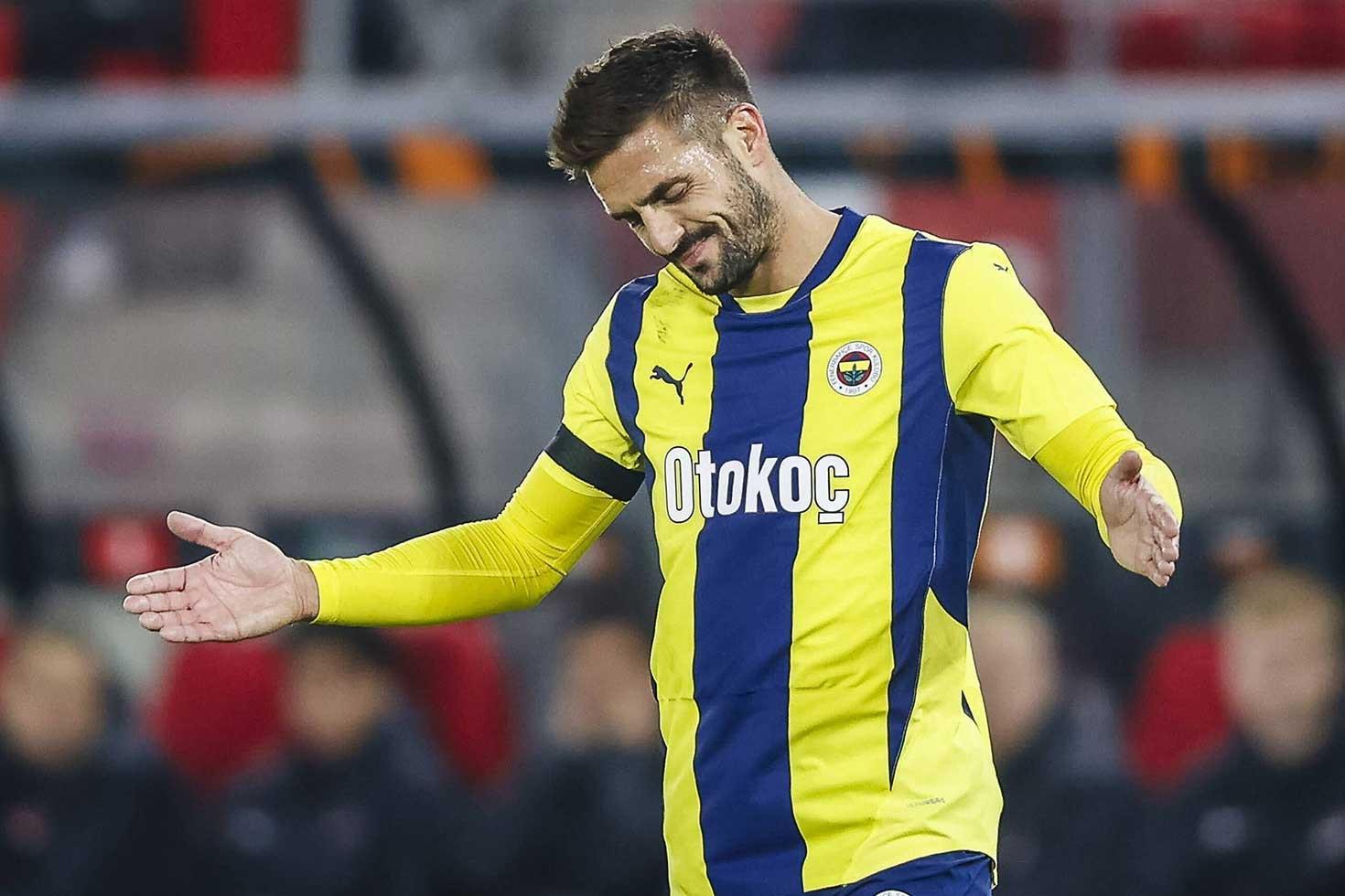 Kaçırdığı penaltı sonunu getirdi! Canlı yayında Tadic'in yeni takımını duyurdular