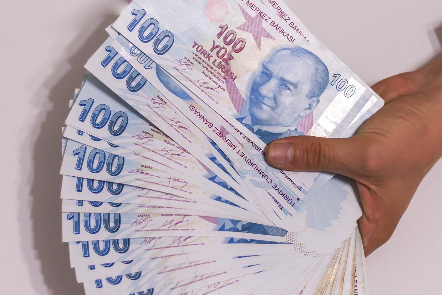 Sosyal Güvenlik Kurumu, birçok kişinin maaşını usulsüzlük nedeniyle iptal ediyor