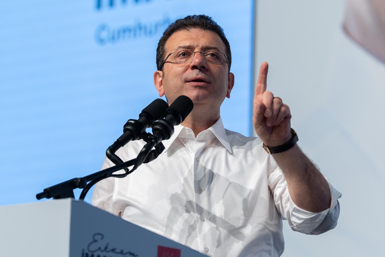 Ekrem İmamoğlu gözaltına alındı