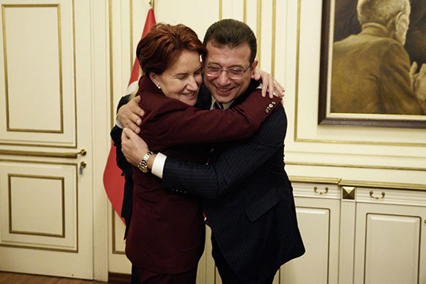 Oğlum dediği İmamoğlu için sessizliğini koruyan Akşener, iftar yemeğinde ortaya çıktı