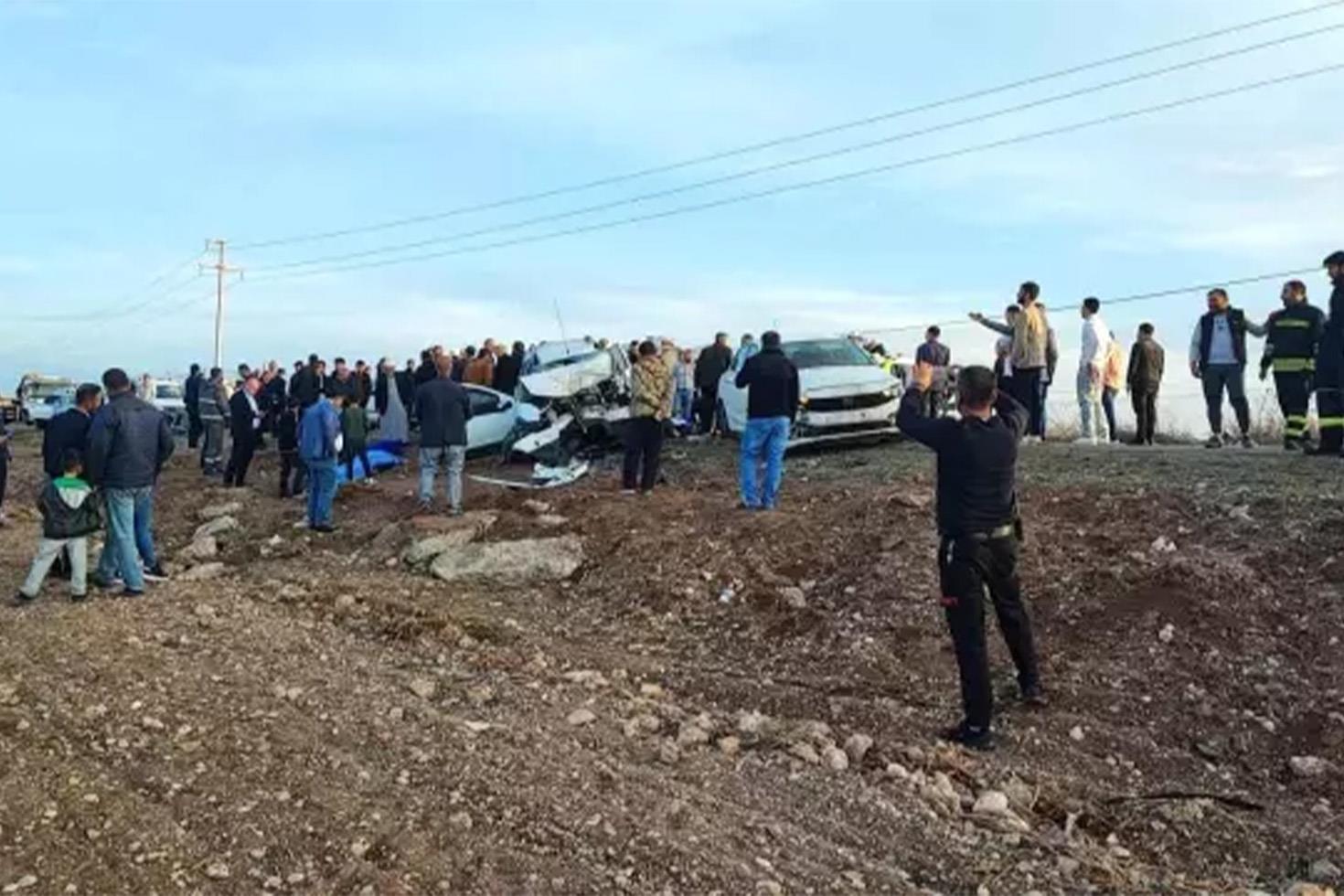 Diyarbakır'da zincirleme trafik kazası! 3 kişi hayatını kaybetti