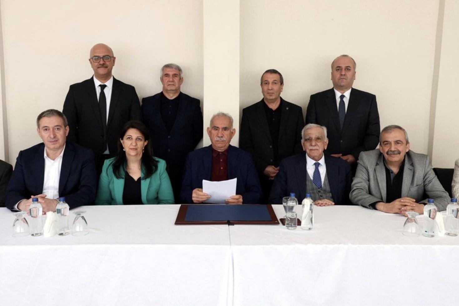 PKK elebaşı Abdullah Öcalan ailesi ile İmralı'da görüştü