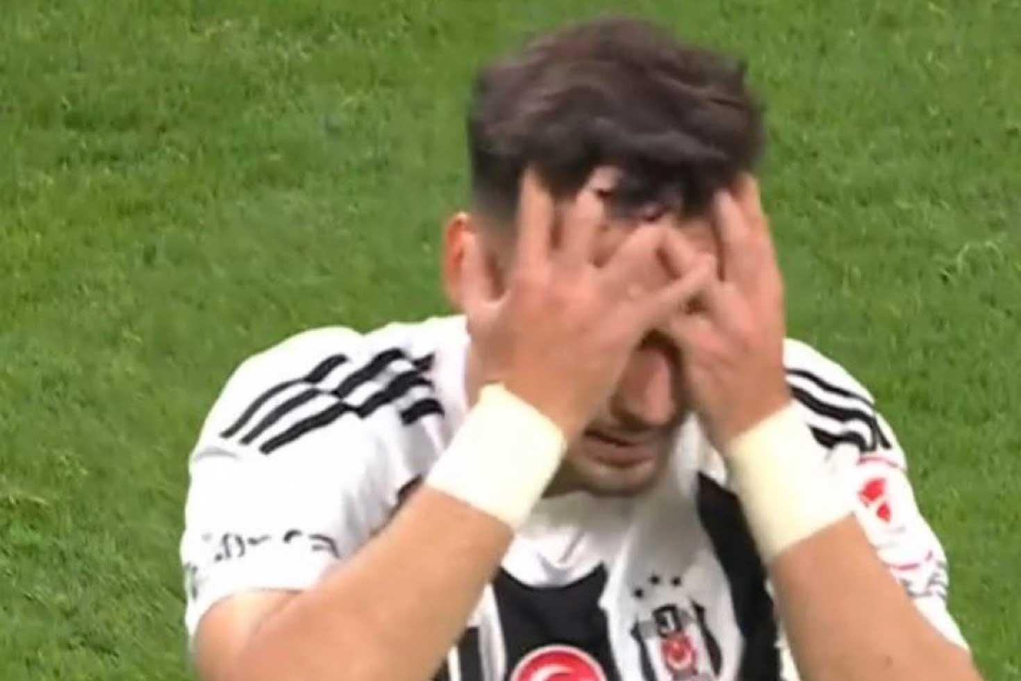 Hakem bir saniye bile tereddüt etmedi! Beşiktaş 10 kişi kaldı