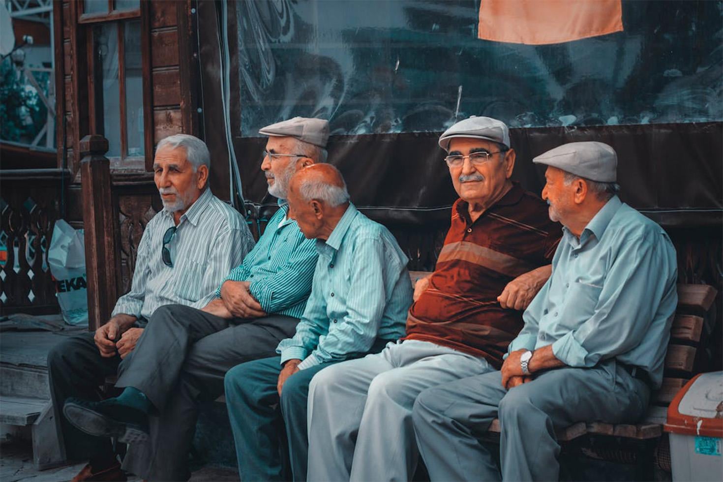 Emeklilerin bayram ikramiyesi fark ödemeleri başladı