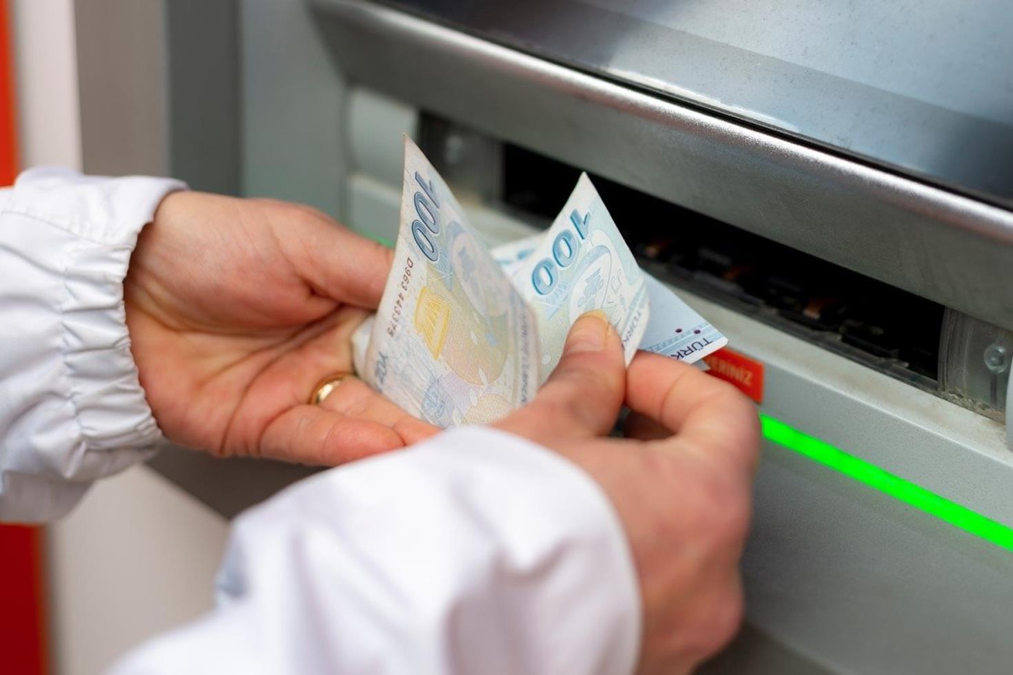 Bankalardan ATM zorunluluğu! Yeni para çekme kuralı devrede