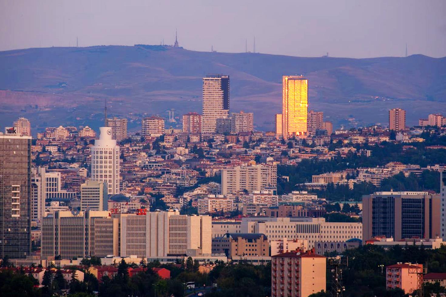 Başkentray banliyö hattı Yenikent'e kadar uzayacak