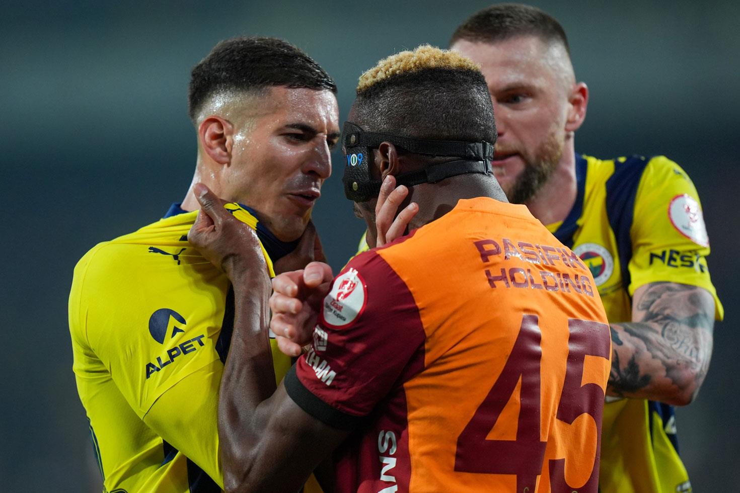 Şampiyonluk yarışı kızıştı! İşte Galatasaray ve Fenerbahçe'nin kalan maçları