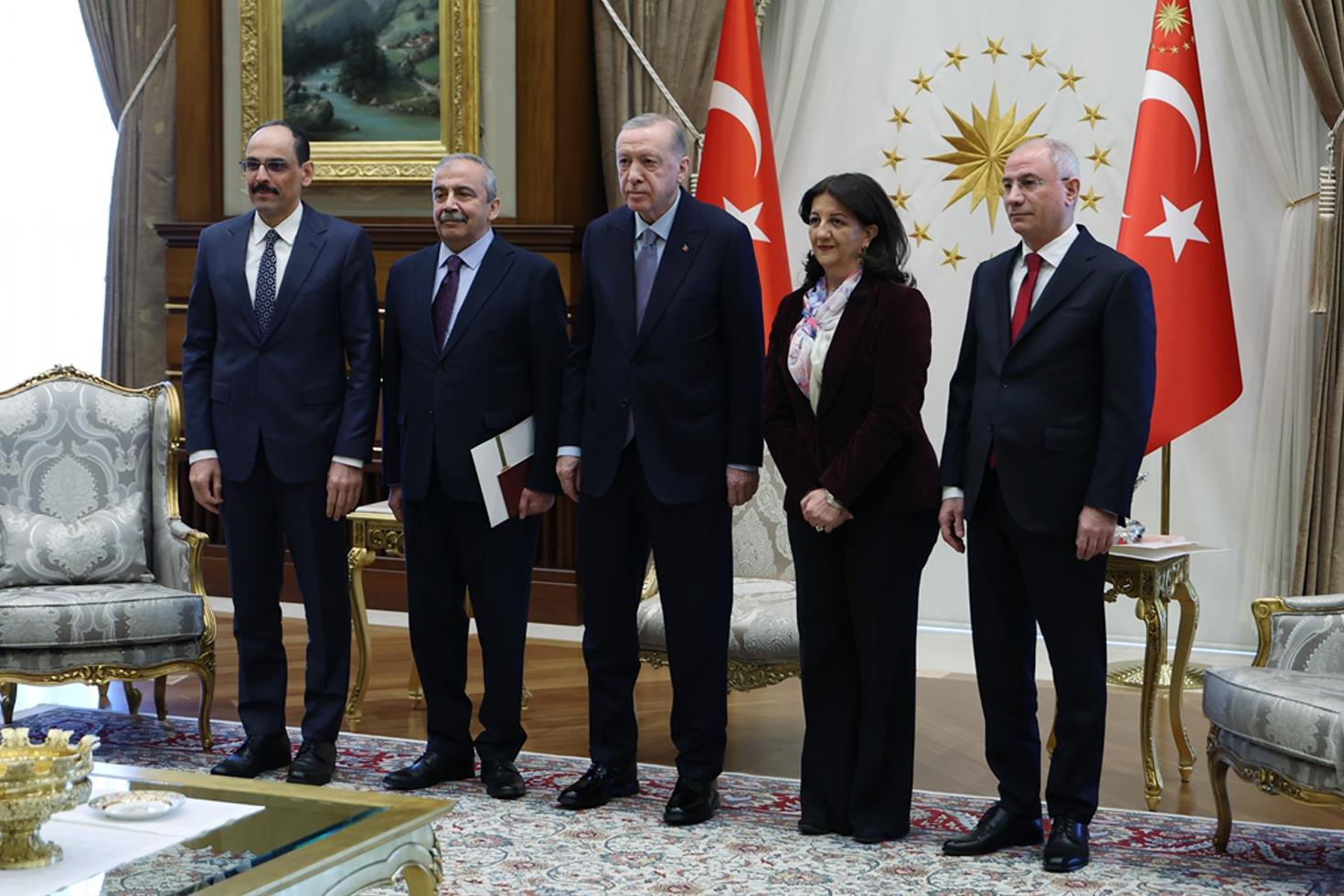 Cumhurbaşkanı Erdoğan ile DEM heyeti arasında 1.5 saat süren görüşme