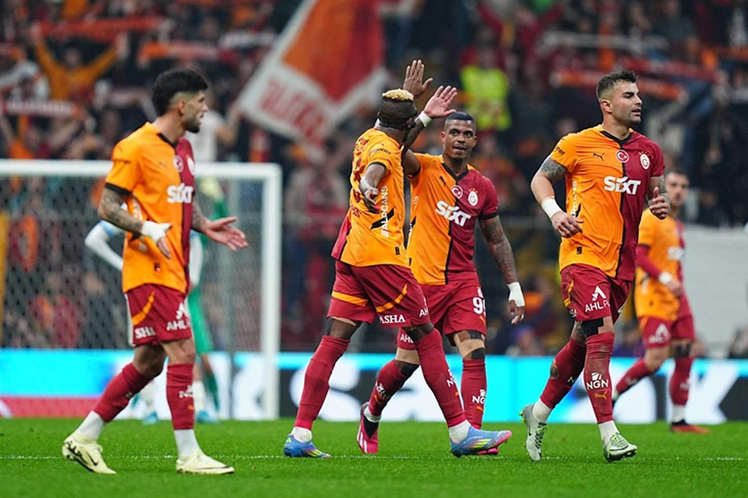Rekor üstüne rekor kırdılar! Galatasaray'da 40 yıl sonra bir ilk