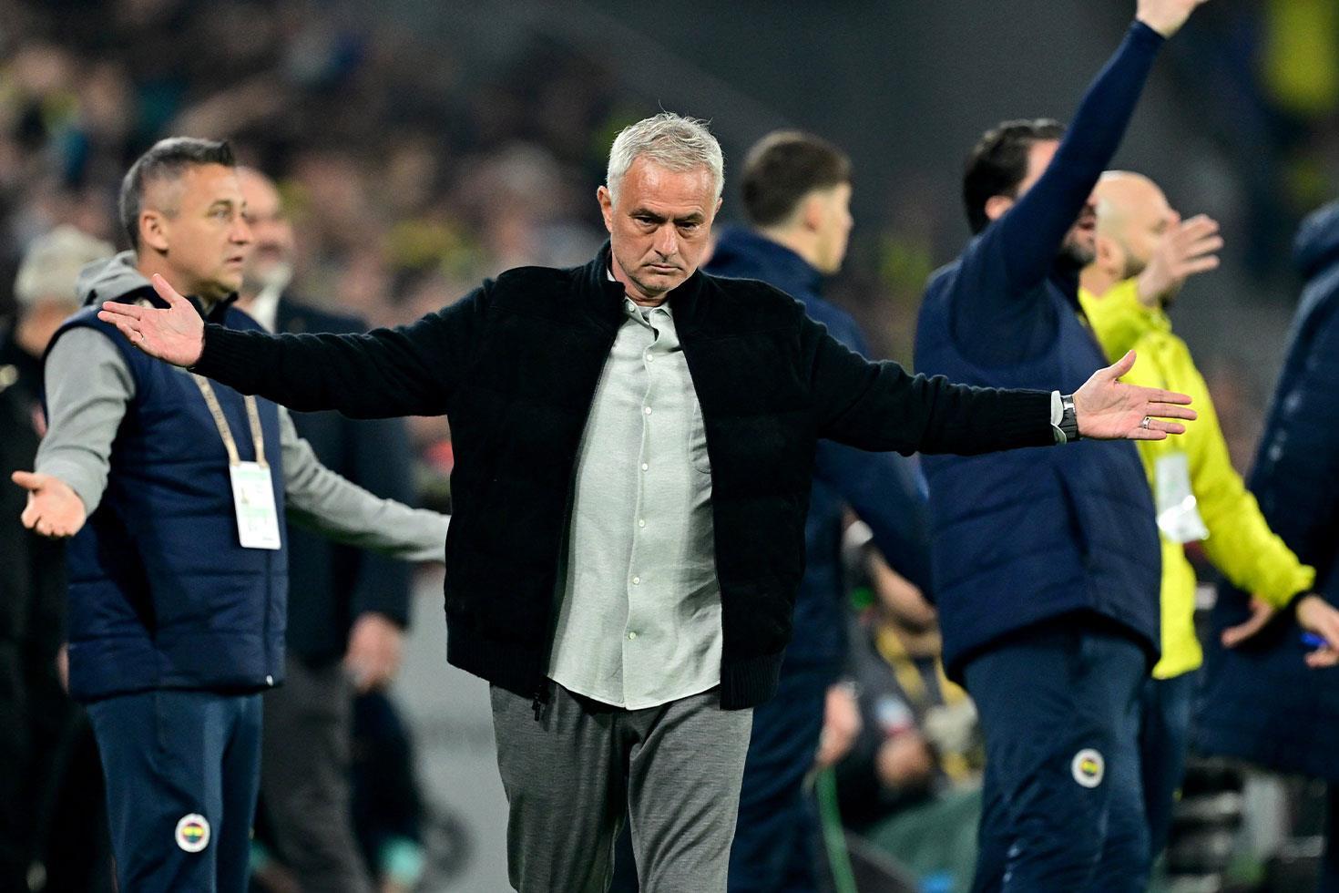Büyük sürpriz: Rangers'ın hedefi Jose Mourinho