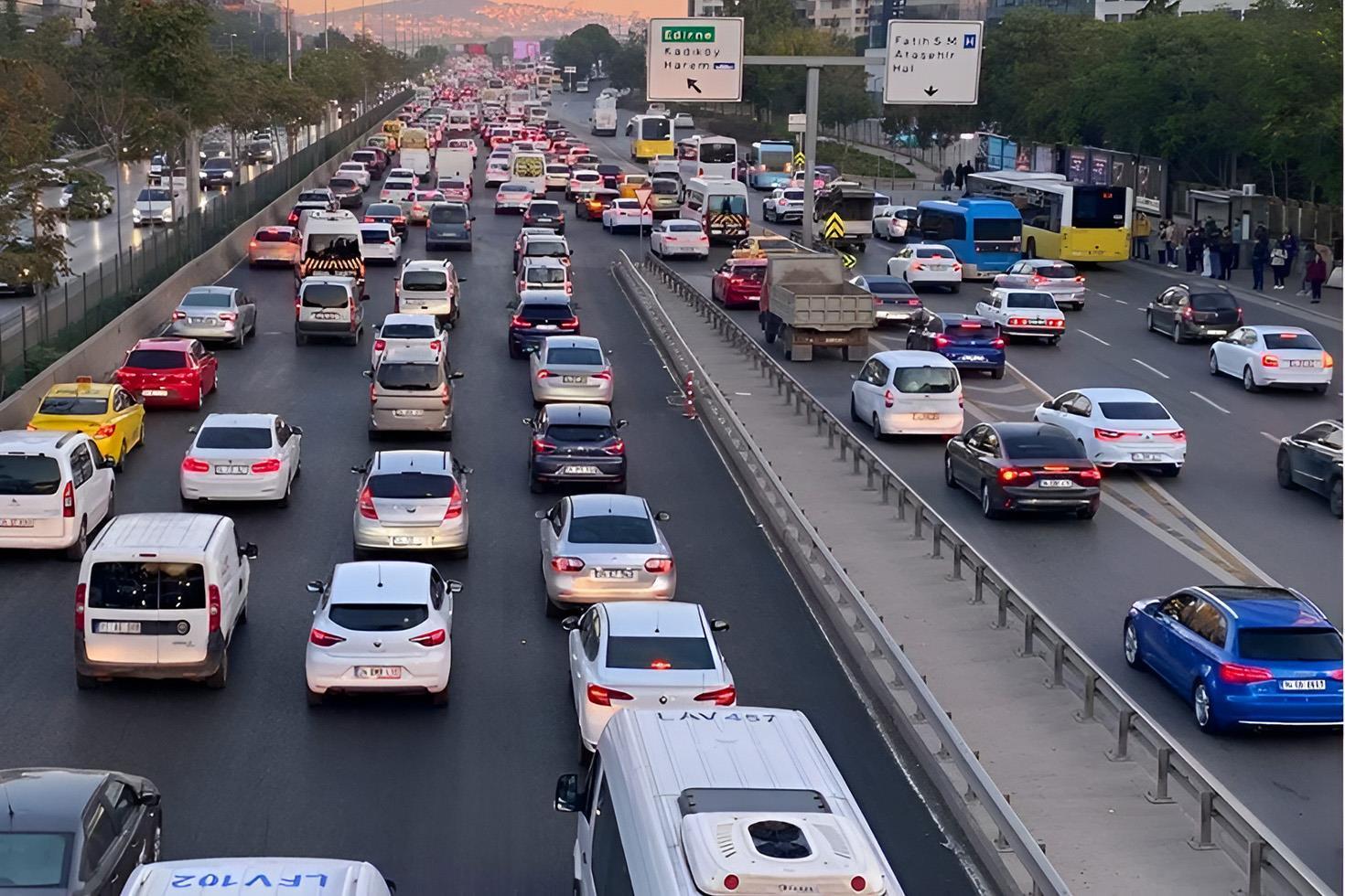 Araç sahiplerinin 30 Nisan'a kadar Taşıt Tanıma Sistemine kayıt olmaları gerekiyor
