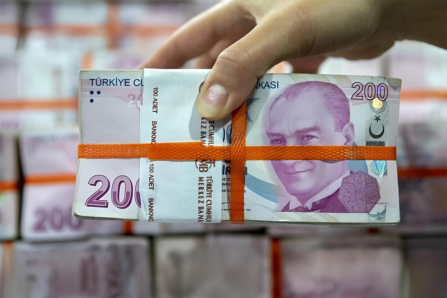 EBRD, Türkiye ekonomisi için büyüme tahminini düşürdü