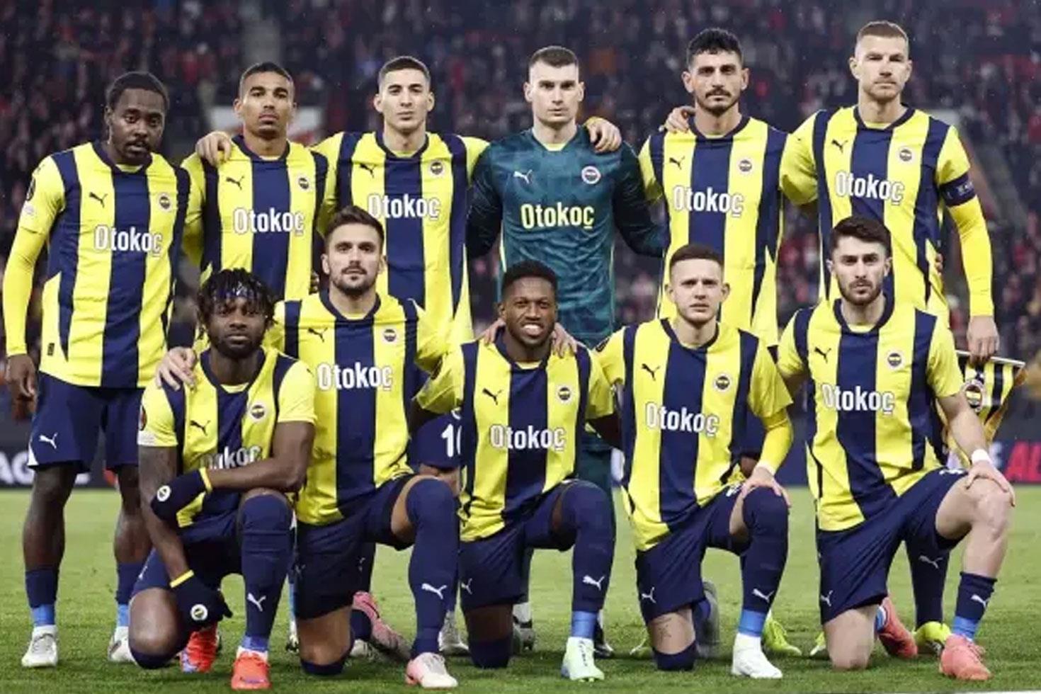Fenerbahçeliler çıldırdı! Takımın yıldız ismi Galatasaray'ı takip etti