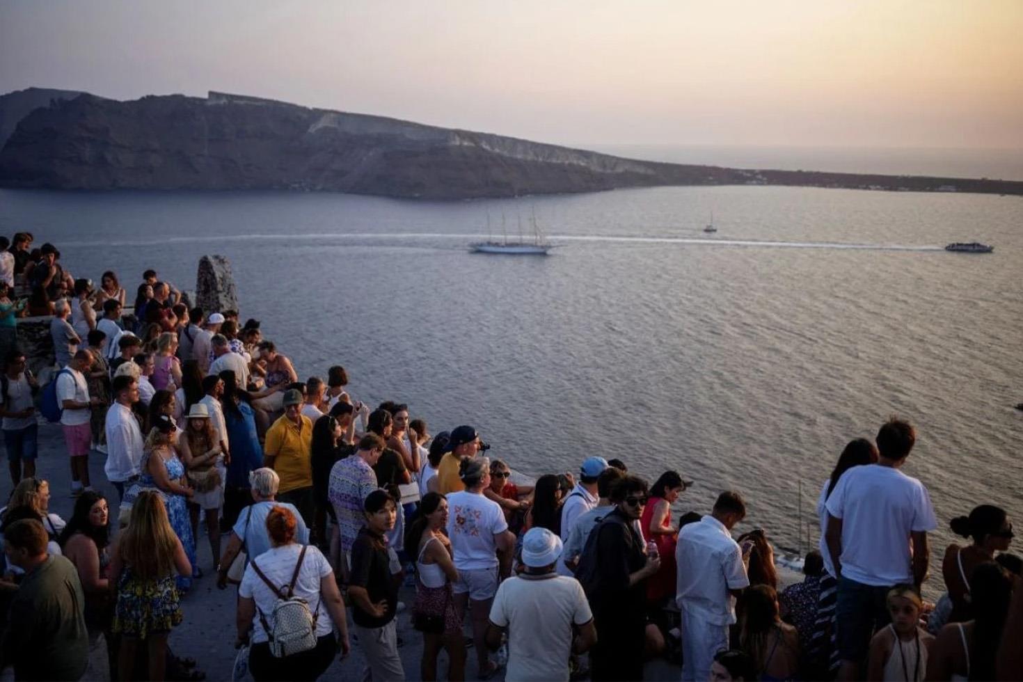 Yunanistan'da deprem paniği! Okullar tatil edildi