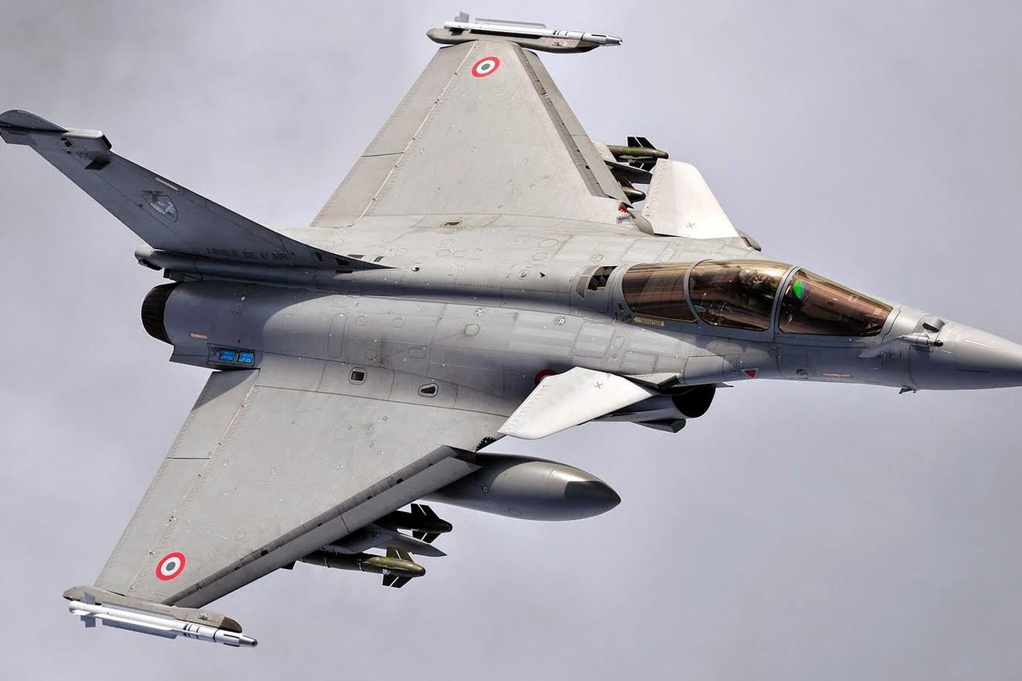 Endonezya, Fransa ile yaptığı Rafale savaş uçağı anlaşmasını durdurdu