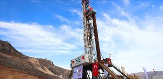 Milyarlarca varillik petrol rezervi umudu