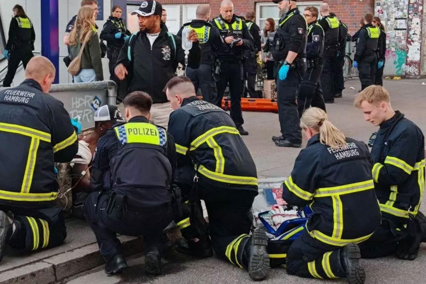 Almanya'da tren istasyonunda bıçaklı saldırı: 6'sı ağır, 12 yaralı