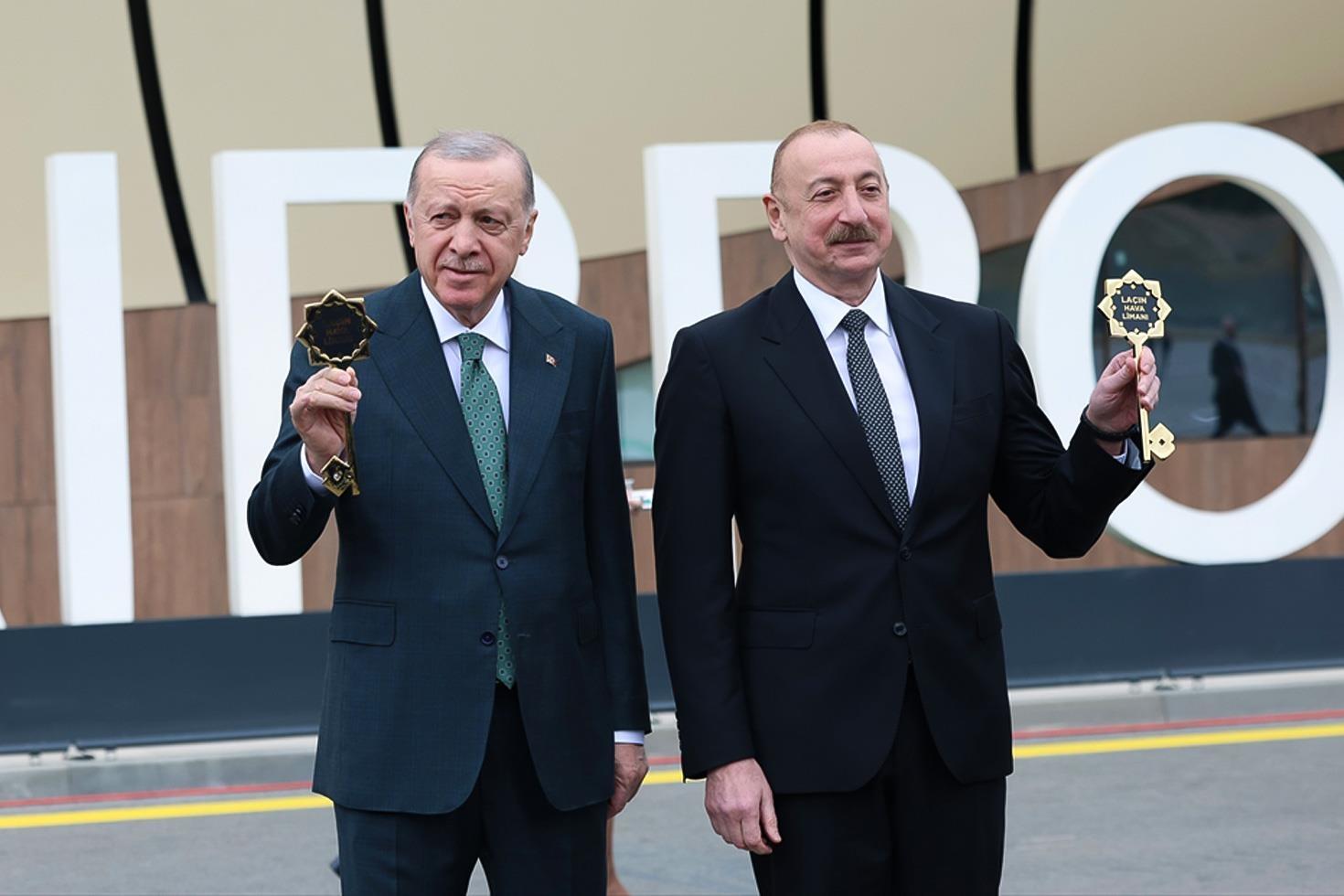 Cumhurbaşkanı Erdoğan ve Aliyev'den Azerbaycan'da tarihi açılış
