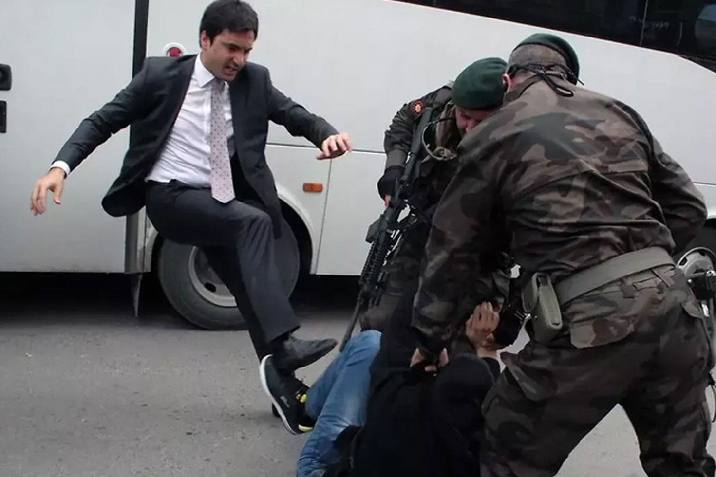 Soma'da madenci yakınını tekmeleyen Yusuf Yerkel'e yeni görev