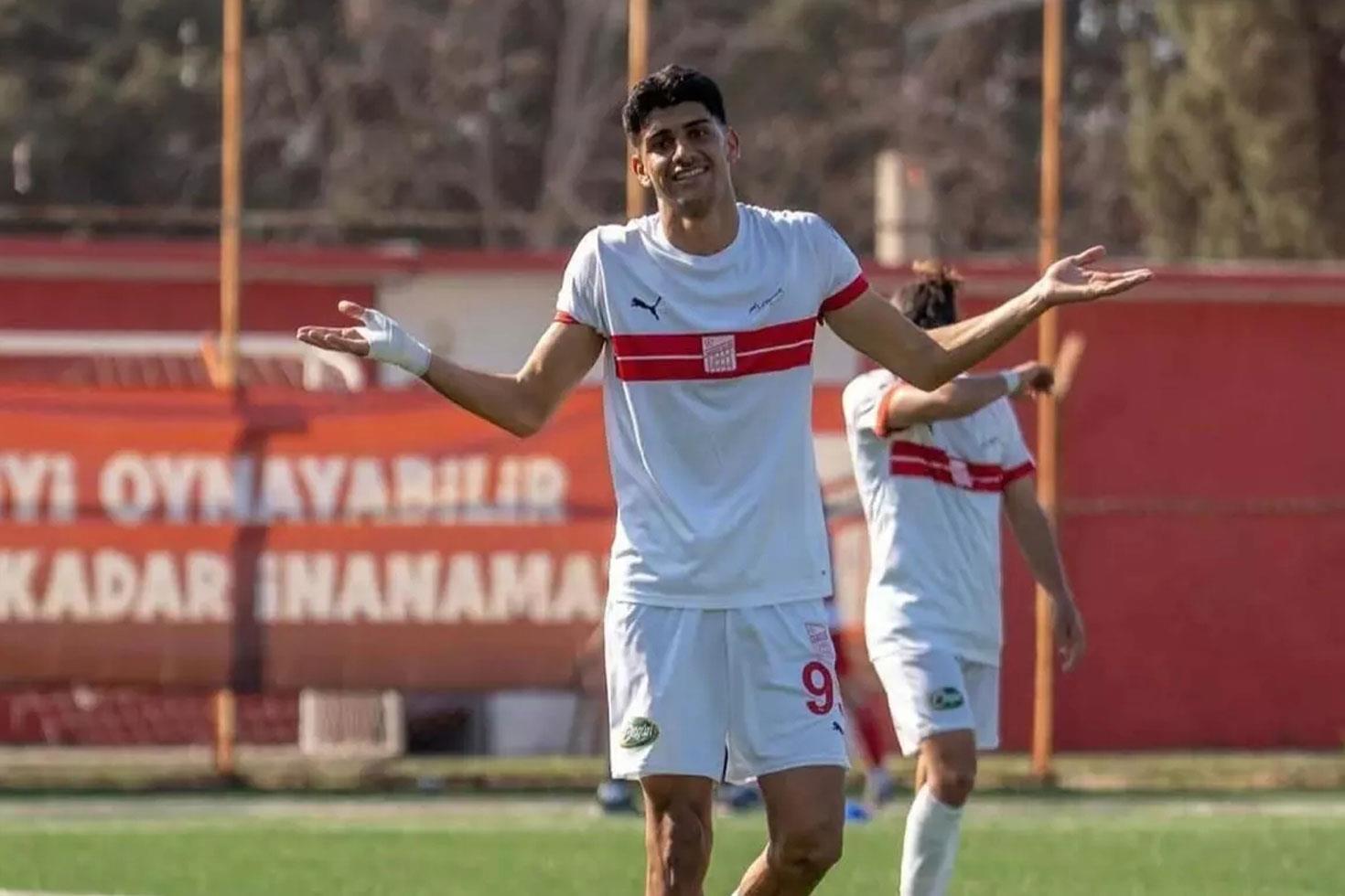 Galatasaray'la anılan genç golcü, 1. Lig ekibine transfer oldu