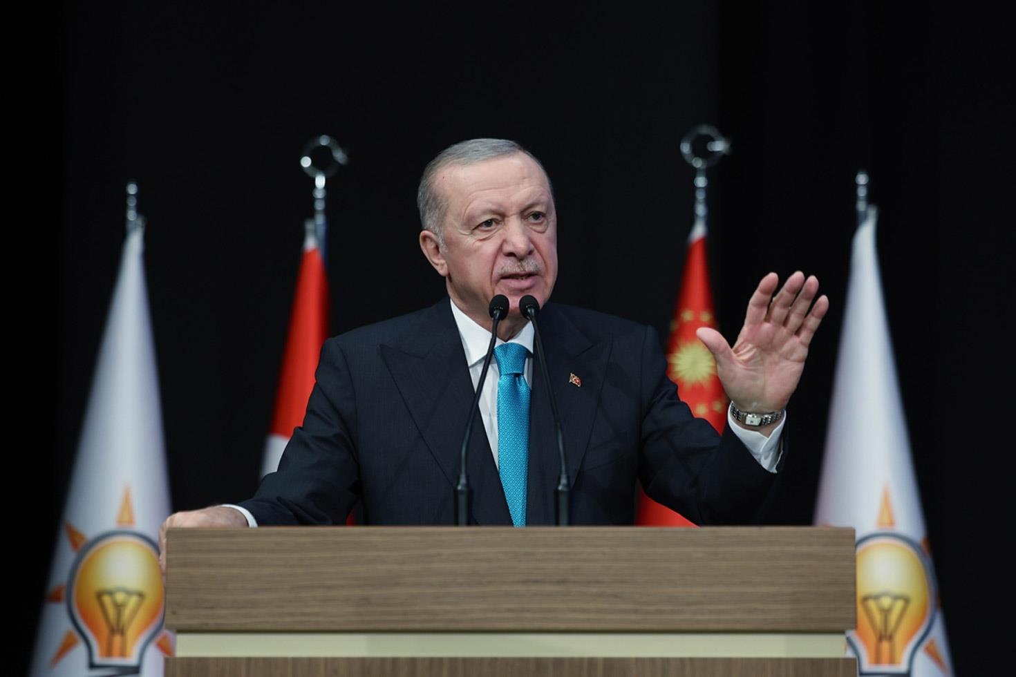 Cumhurbaşkanı Erdoğan'dan Leman'ın skandal karikatürüne sert tepki: Alçakça bir provokasyondur