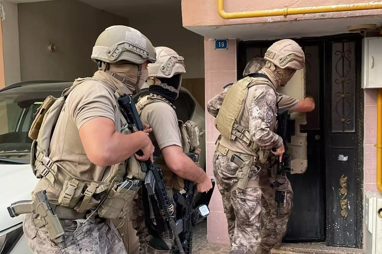 15 Temmuz'un 9. yılında 60 ilde eş zamanlı FETÖ operasyonu: 371 gözaltı kararı
