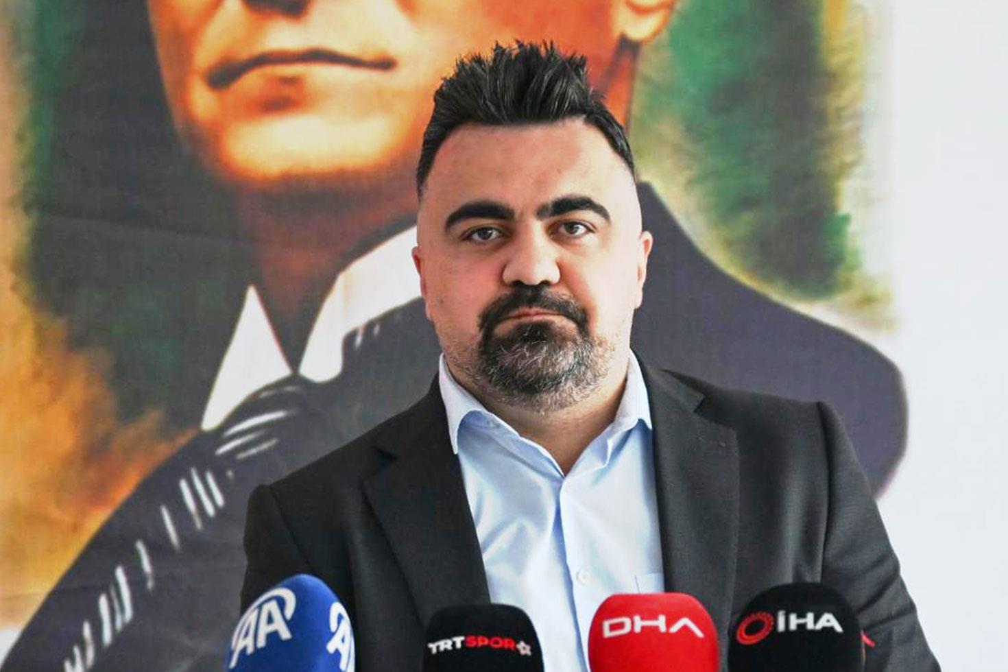Aktif sporu bırakan Nesim Turan, dünya sıralamasında hala ilk 10'da