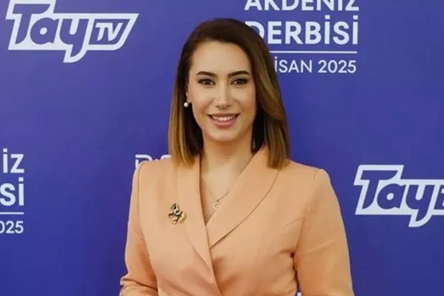 Türkiye'nin ilk kadın yarış spikeri Esen Gök, evinde ölü bulundu