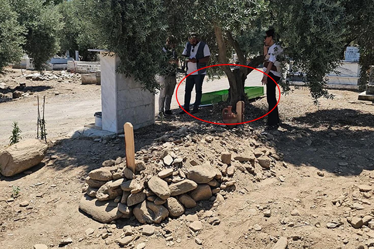 Ailesini yakarak katletmişti, korkudan gizlice defnedildi