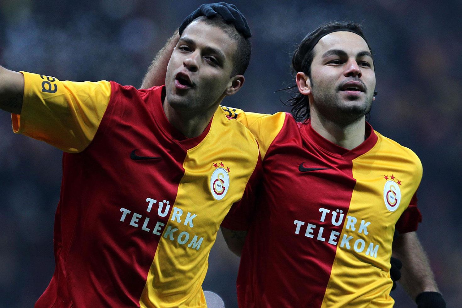 Selçuk İnan'dan ''Fenerbahçe'yi çalıştırır mısınız?'' sorusuna bomba cevap