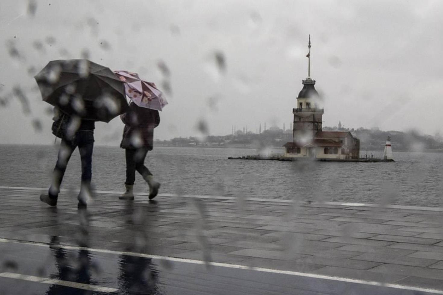 İstanbul'da aşırı sıcaklara mola! Yağış için tarih verildi
