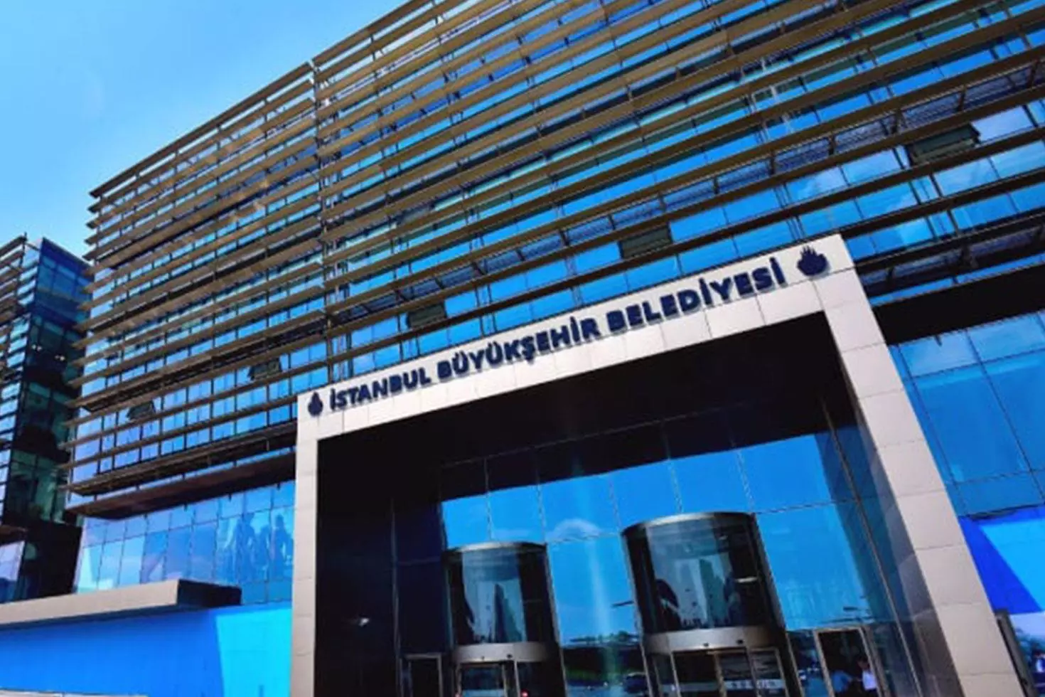 İBB'ye yönelik yolsuzluk soruşturmasında 5 kişi tutuklandı, İETT Genel Müdürü dahil 20 kişi serbest