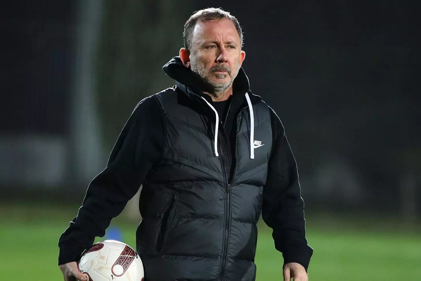 Beşiktaş'ta Sergen Yalçın depremi