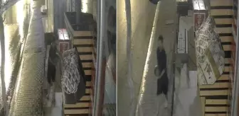 Markete her gece aynı saatte gelip rahat rahat alıp gidiyor