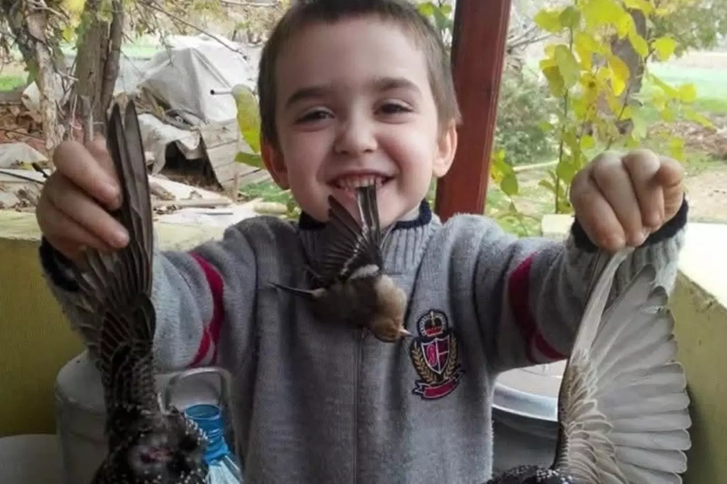 2 polisimizi şehit eden saldırganın babasından skandal paylaşımlar