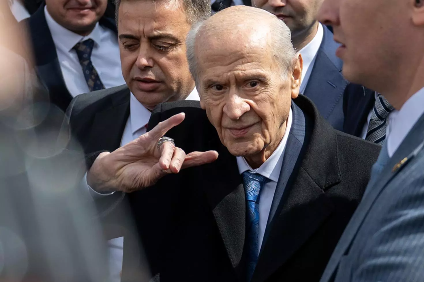 MHP'den kayyum kararına ilk yorum! Meclis'teki görüşmede açık açık söyledi