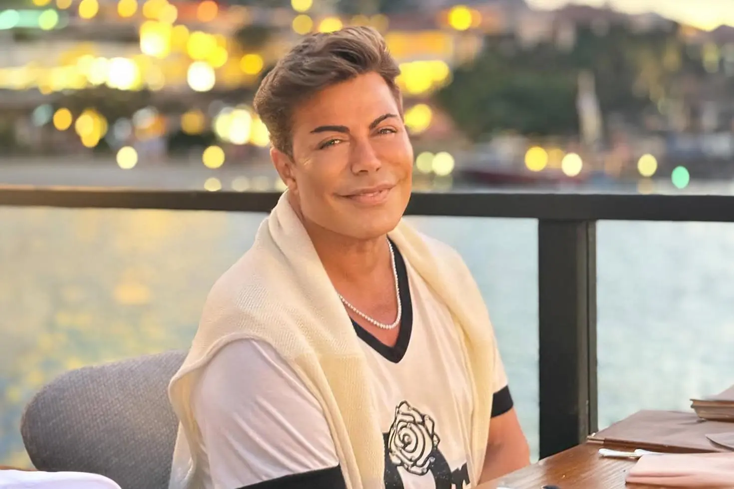 Fatih Ürek'ten korkutan açıklama! Sevenleri hastaneye akın etti