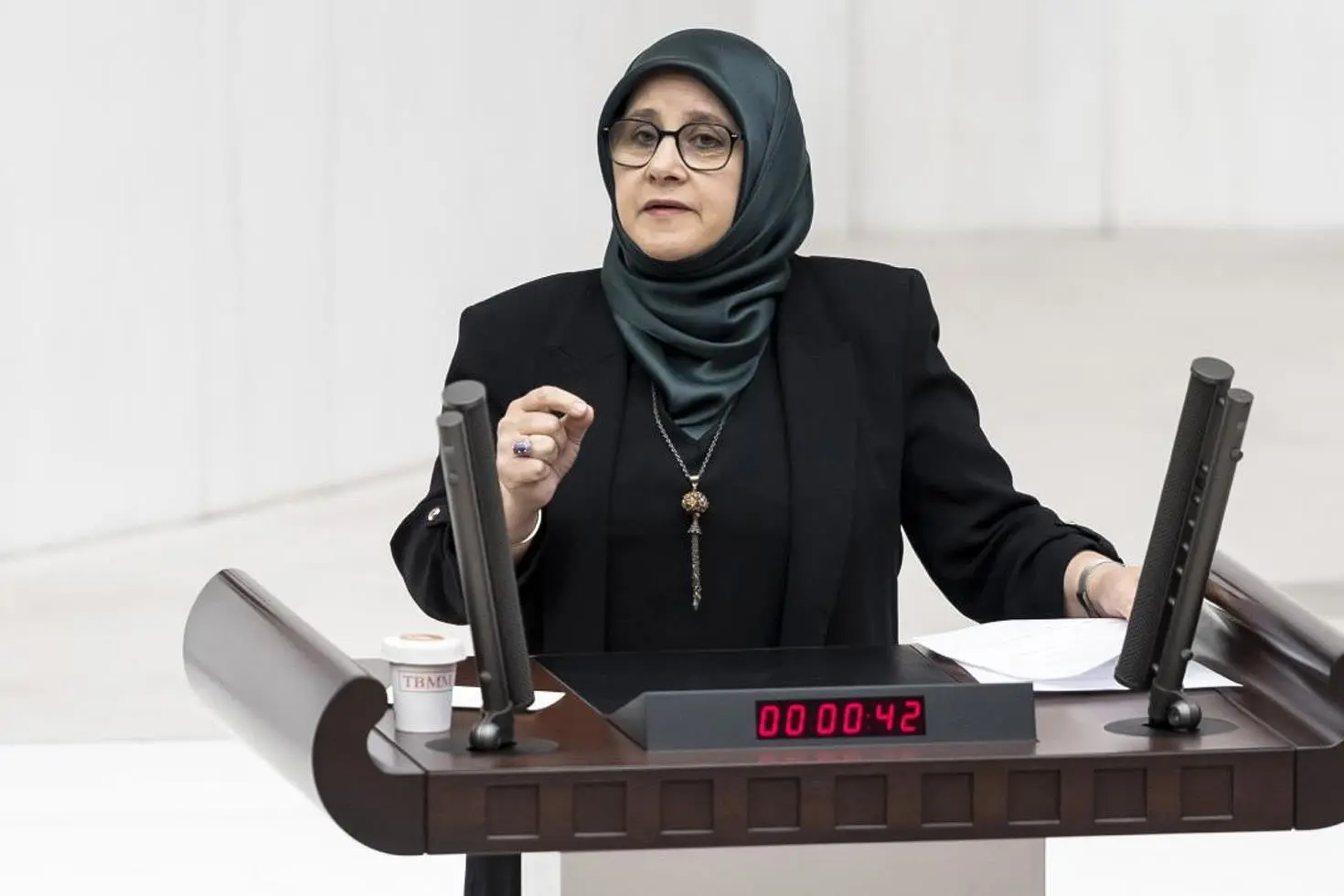 Eski HDP Milletvekili Hüda Kaya tahliye edildi