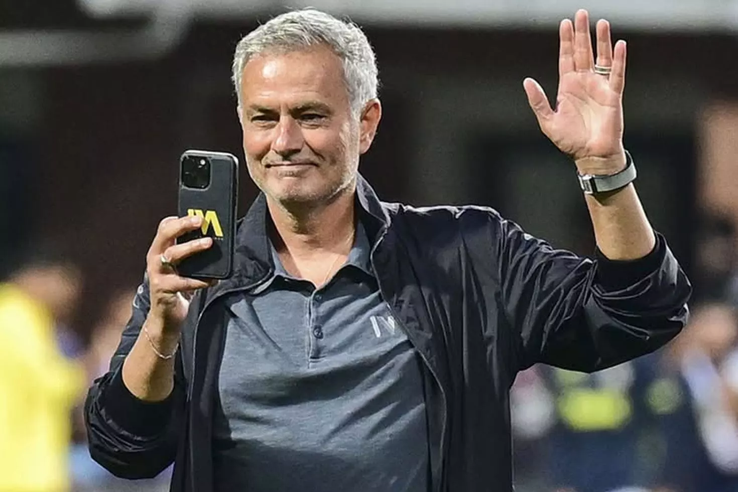 Bomba gerçek ortaya çıktı Fener taraftarı Mourinho’ya teşekkür ediyor