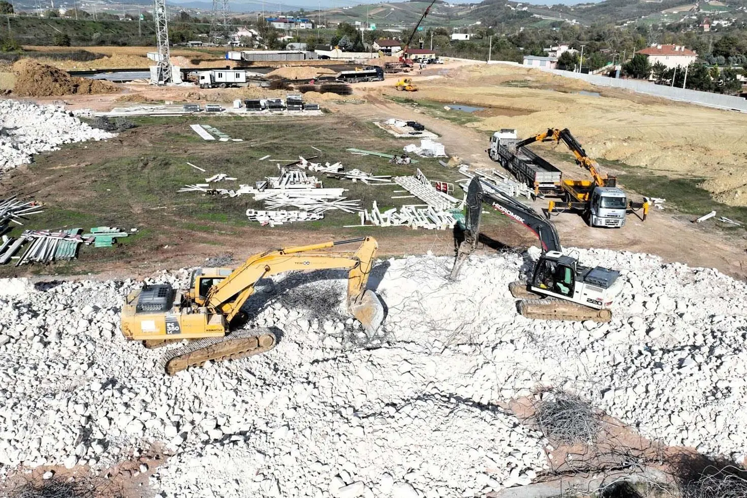 Kocaelispor’a 7 futbol sahalı devasa yeni tesis: İlk kazık vuruldu