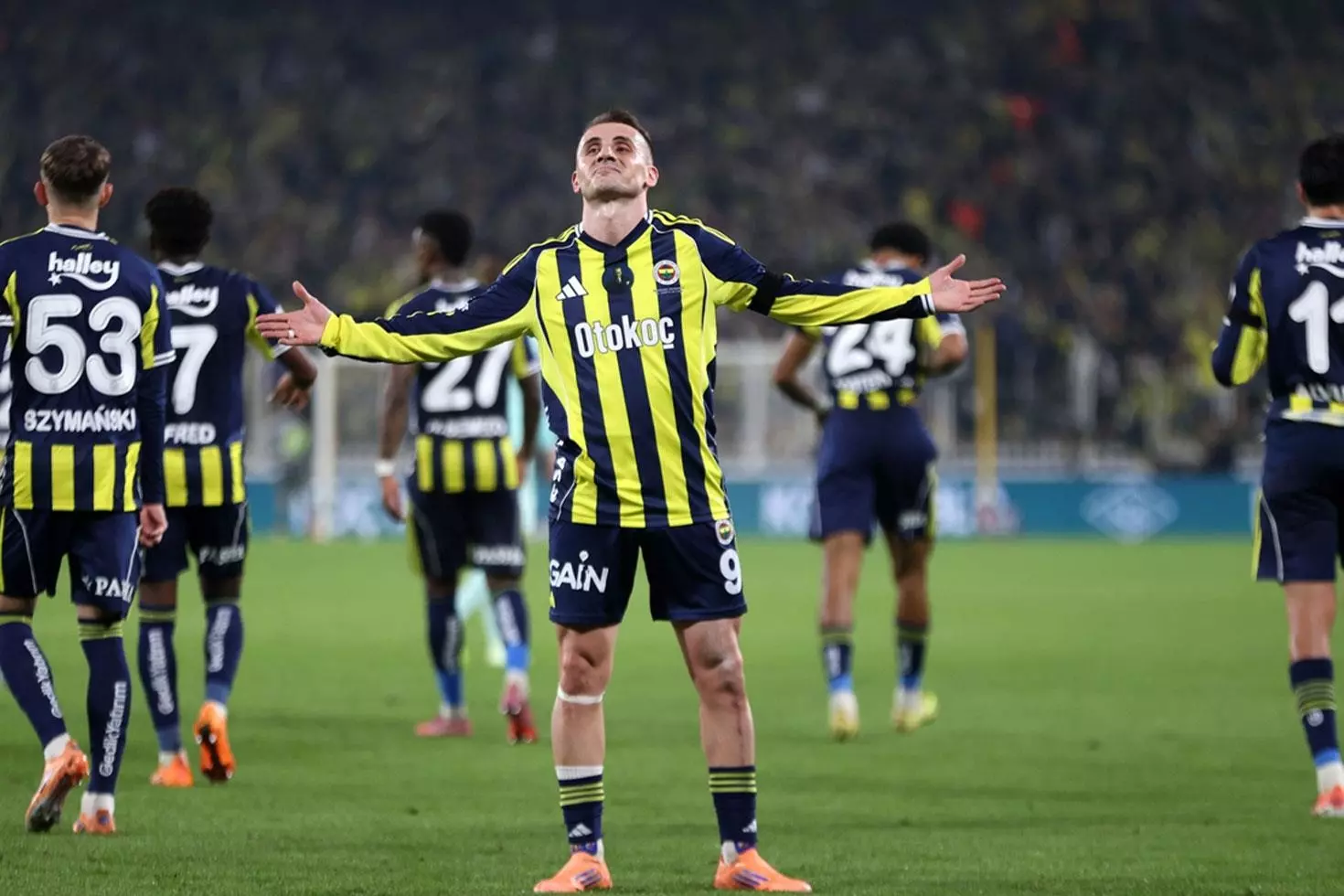 Kerem Aktürkoğlu, Süper Lig’de tarihe geçti