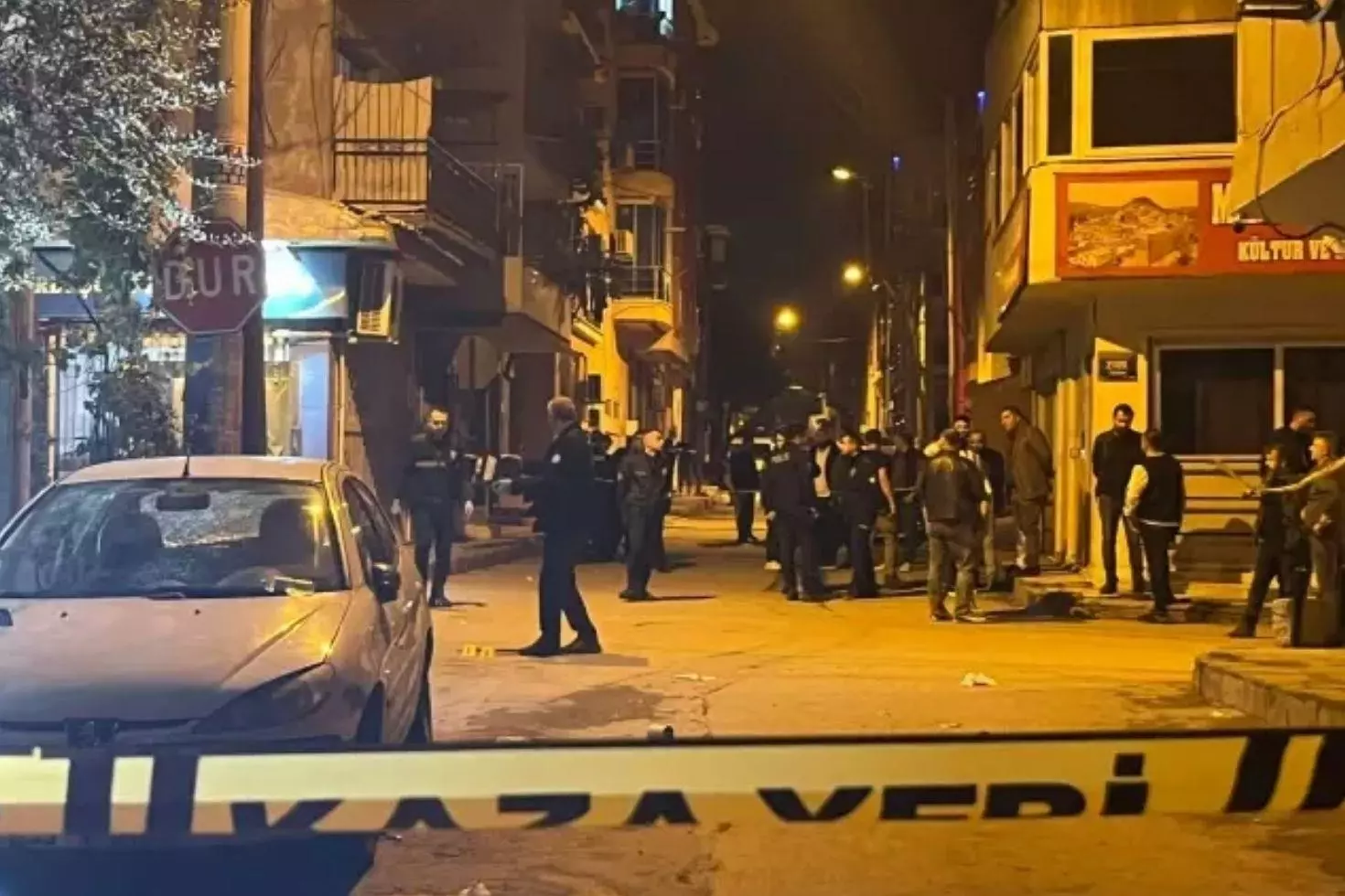 İzmir’de silahlı saldırı Bilanço ağır