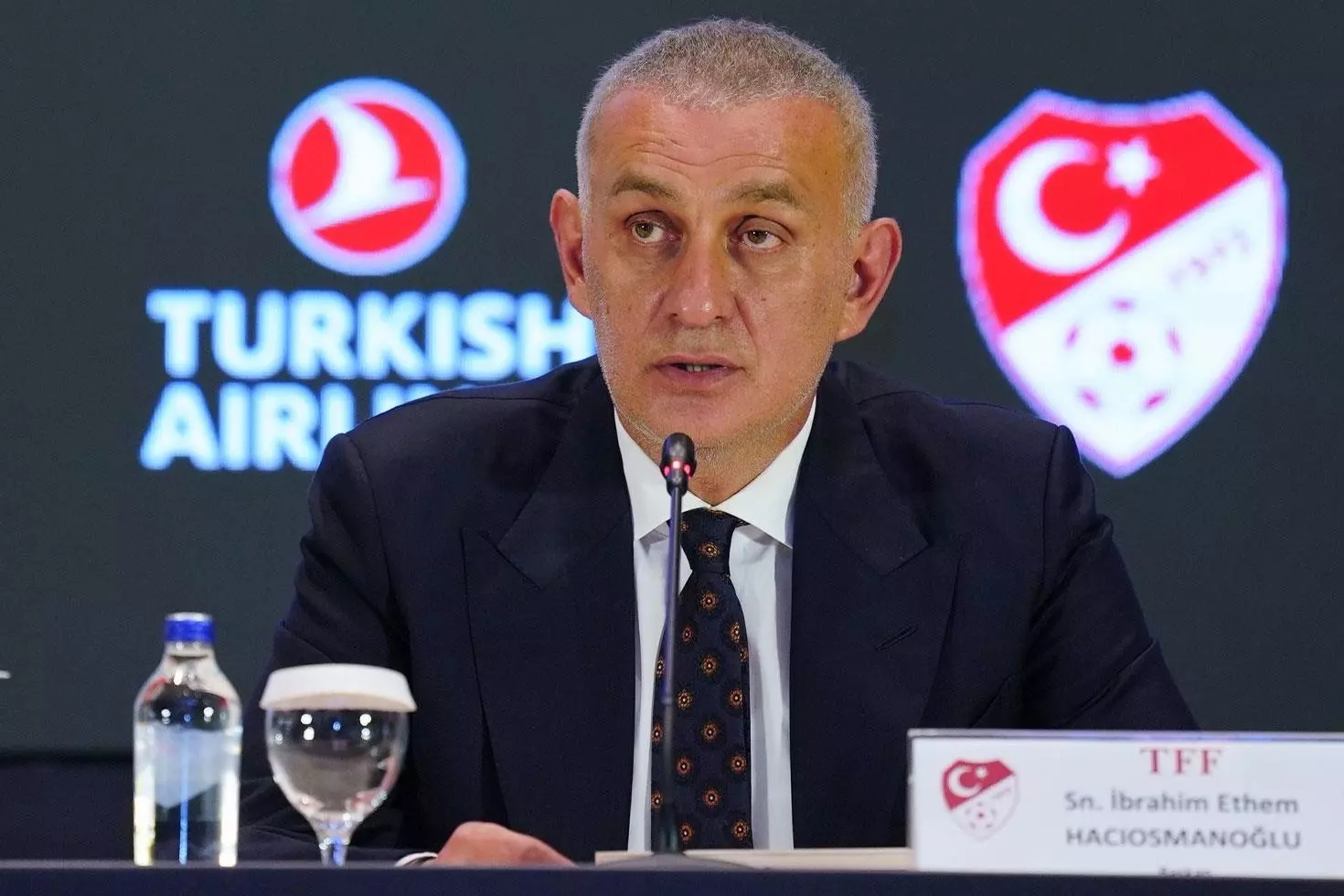 Türk futbolunda bahis skandalı TFF Başkanı “Ligler devam edecek mi“ sorusunu yanıtladı