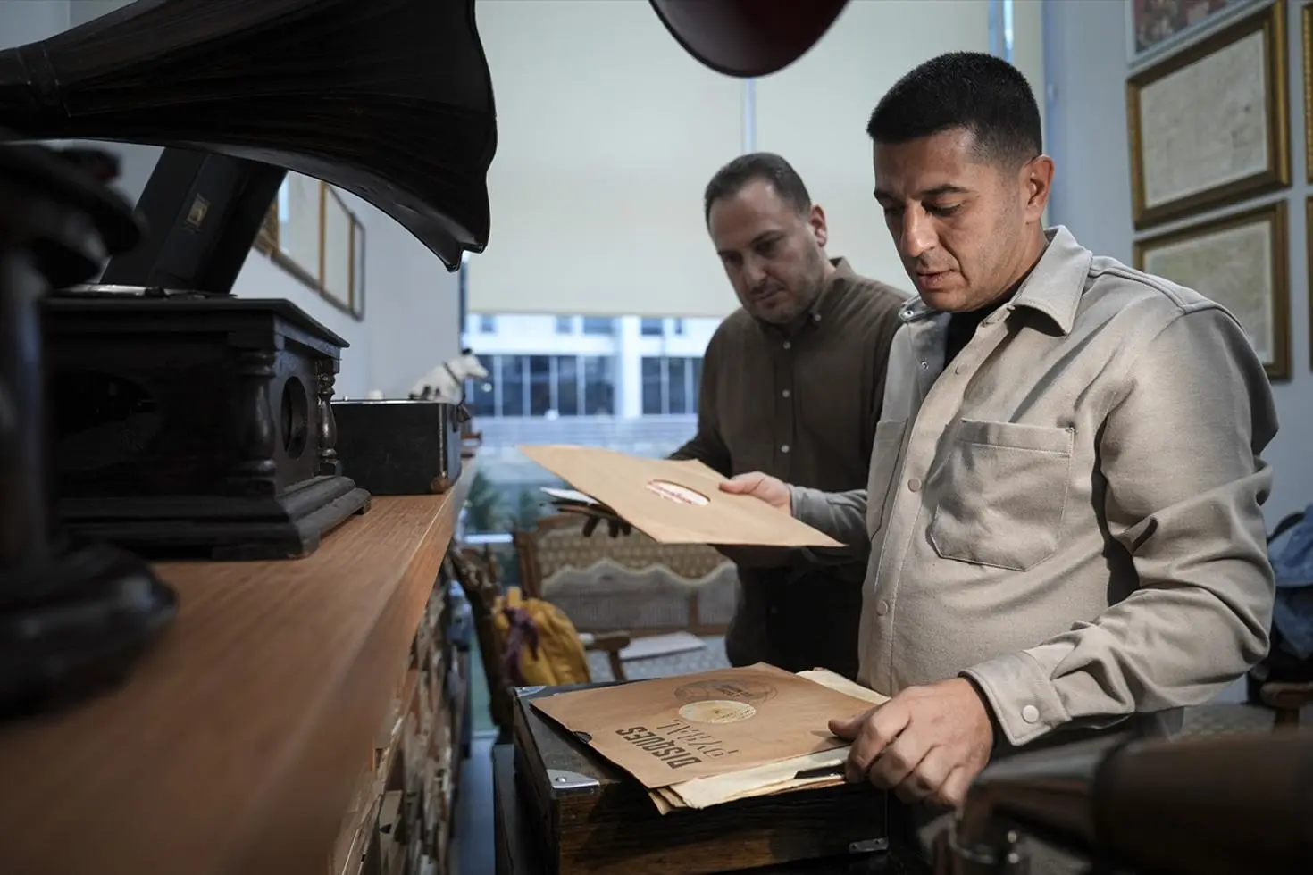 Google’da bile çıkmıyor 35 yıldır arayanlar var, 2 arkadaş “bulunmaz“ denileni de buldu