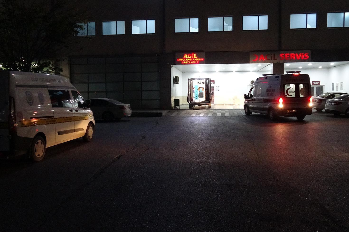 Malatya’da bacağından vurulan genç hastaneye kendi gitti