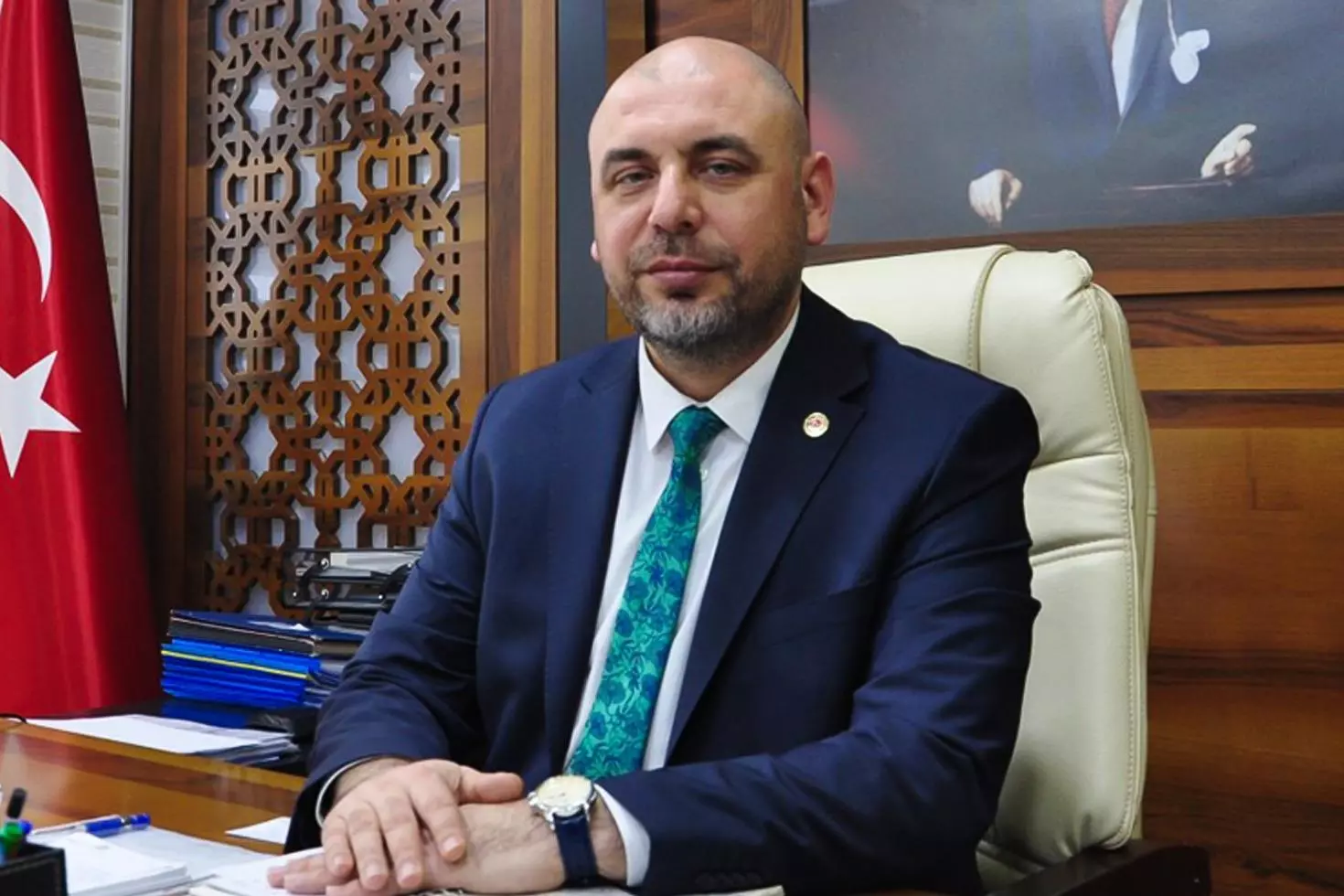 Orhangazi Belediye Başkanı kardeşinin evinde fenalaşıp hastaneye kaldırıldı