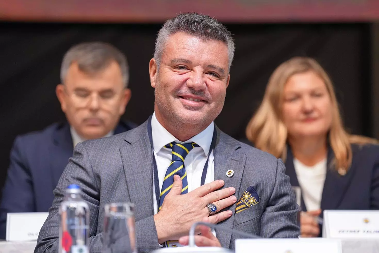 Fener taraftarına müjde Lewandowski ile ilk temas kuruldu